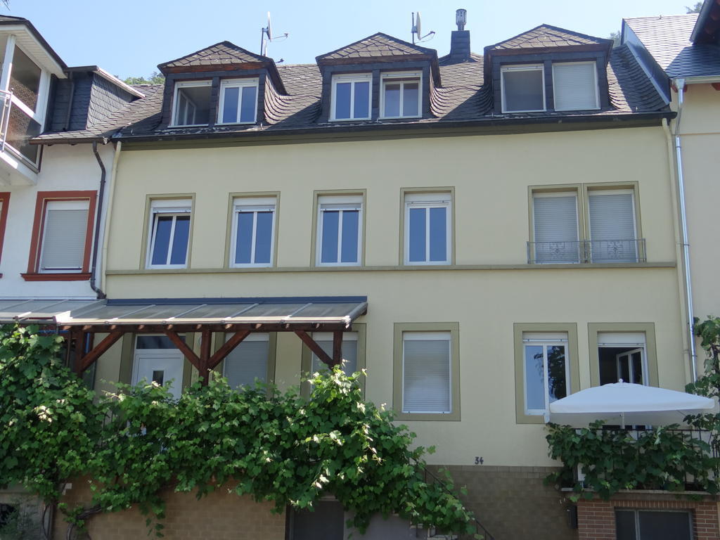 Haus Moezelblik - Schoene Aussicht Am Mosel Zell Eksteriør billede